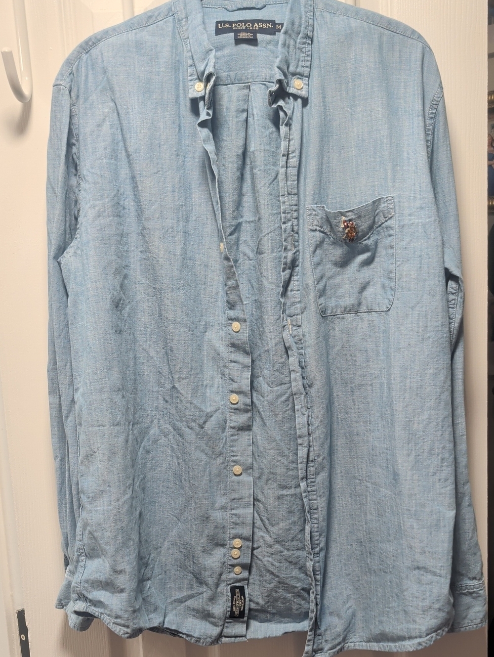 EUC Men's U.S. Polo Assn. Light Blue Casual Button-Down Shirt